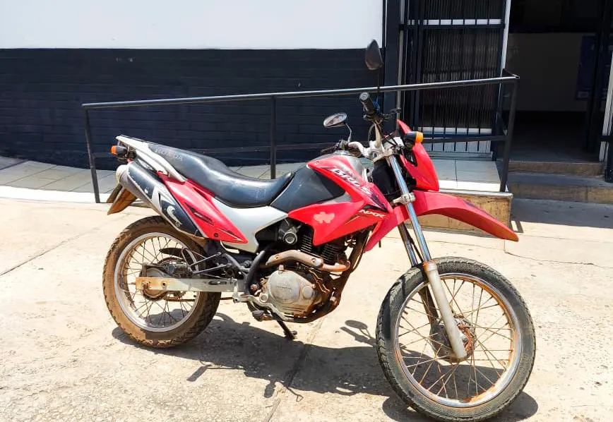 Moto roubada em São Paulo é apreendida pela Polícia Rodoviária em Brumado