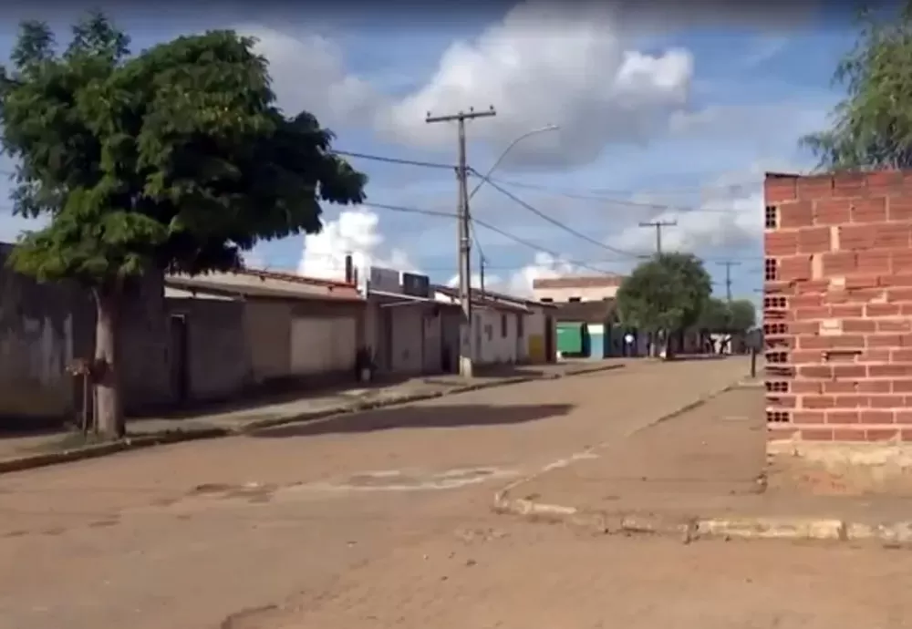 Criança de oito anos morre após ser atropelada por caminhão-pipa no sudoeste da BA