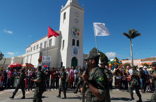 Tiro de Guerra de Brumado participa das comemorações do 2 de julho em Caetité