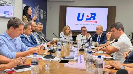 Prefeitos alinham critérios para contratação de atrações dos festejos juninos na Bahia