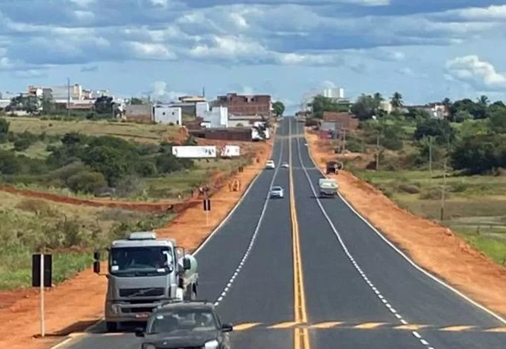 Governo da Bahia realiza obras em mais de 290 km de rodovias na região do Sertão Produtivo