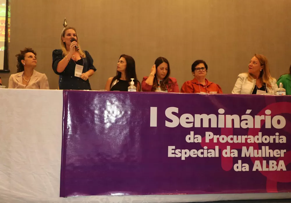 Ivana Bastos participa do I Seminário da Procuradoria Especial da Mulher