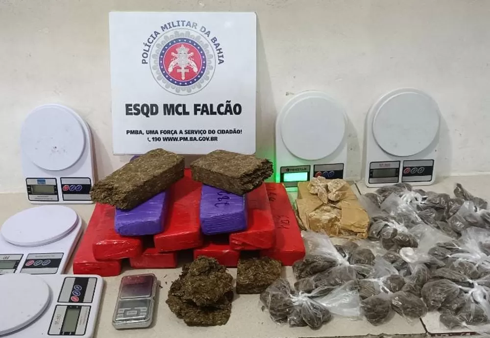 Mais de 10 Kg de drogas são apreendidos com quarteto em Conquista