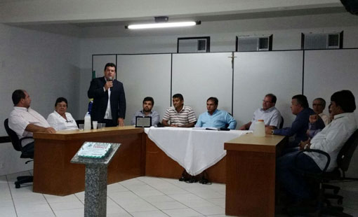 Deputado Marquinho Viana é homenageado pela Câmara Municipal de Tanhaçu