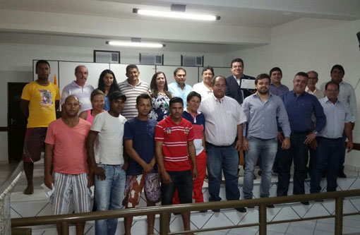 Deputado Marquinho Viana é homenageado pela Câmara Municipal de Tanhaçu