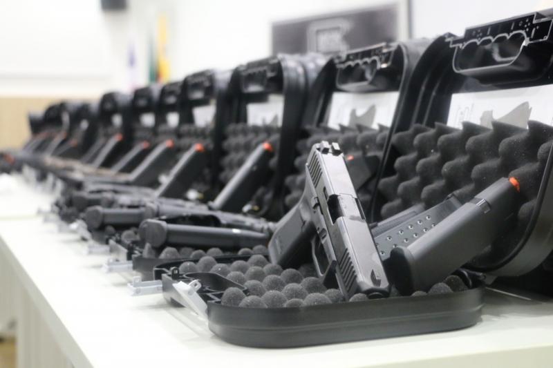 Bahia: Forças de segurança estaduais recebem 10 mil pistolas Glock