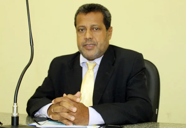 TRE-BA Proíbe Vice-Prefeito de Brumado de usar imagens de Lula e Jerônimo em campanha eleitoral