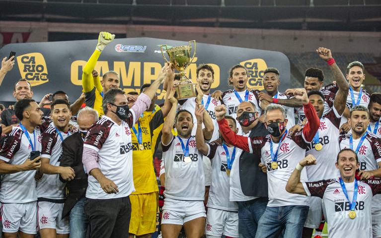 Flamengo derrota Fluminense por 3 a 1 e conquista o Carioca