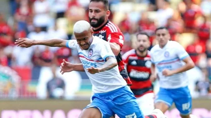 Bahia e Flamengo fazem confronto direto pela liderança do Brasileirão