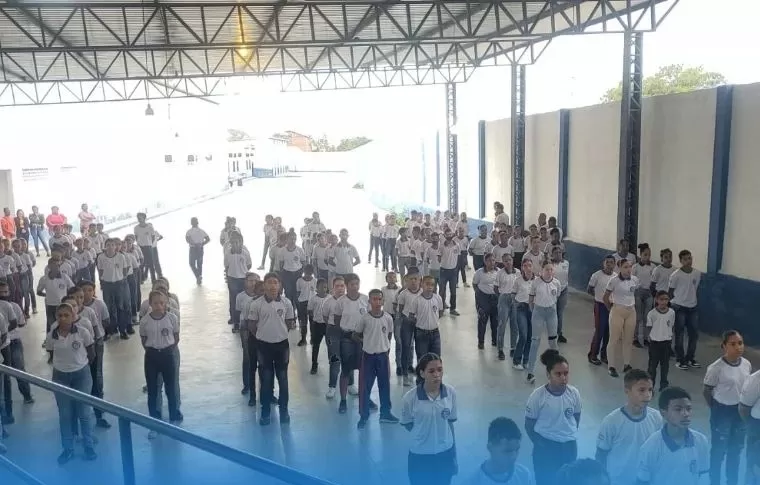 Escolas municipais de Brumado promovem ação cívico militar em comemoração ao bicentenário da Independência da Bahia