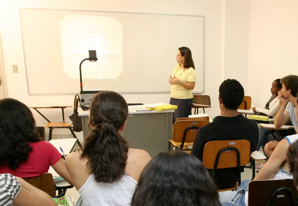 Governo garante promoção da carreira para professores das quatro universidades estaduais