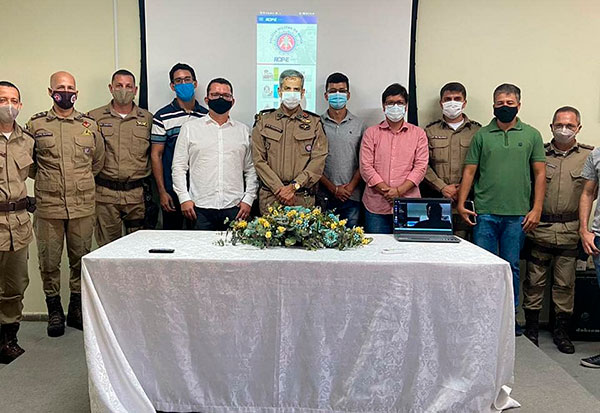 Guanambi: IFBaiano entrega aplicativo de registro de ocorrências policiais ao 17º Batalhão