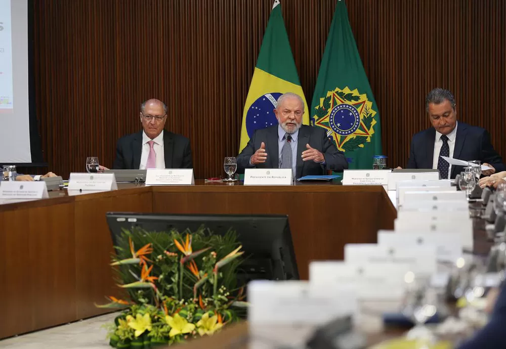 Presidente Lula pede unidade de ministros em anúncios do governo