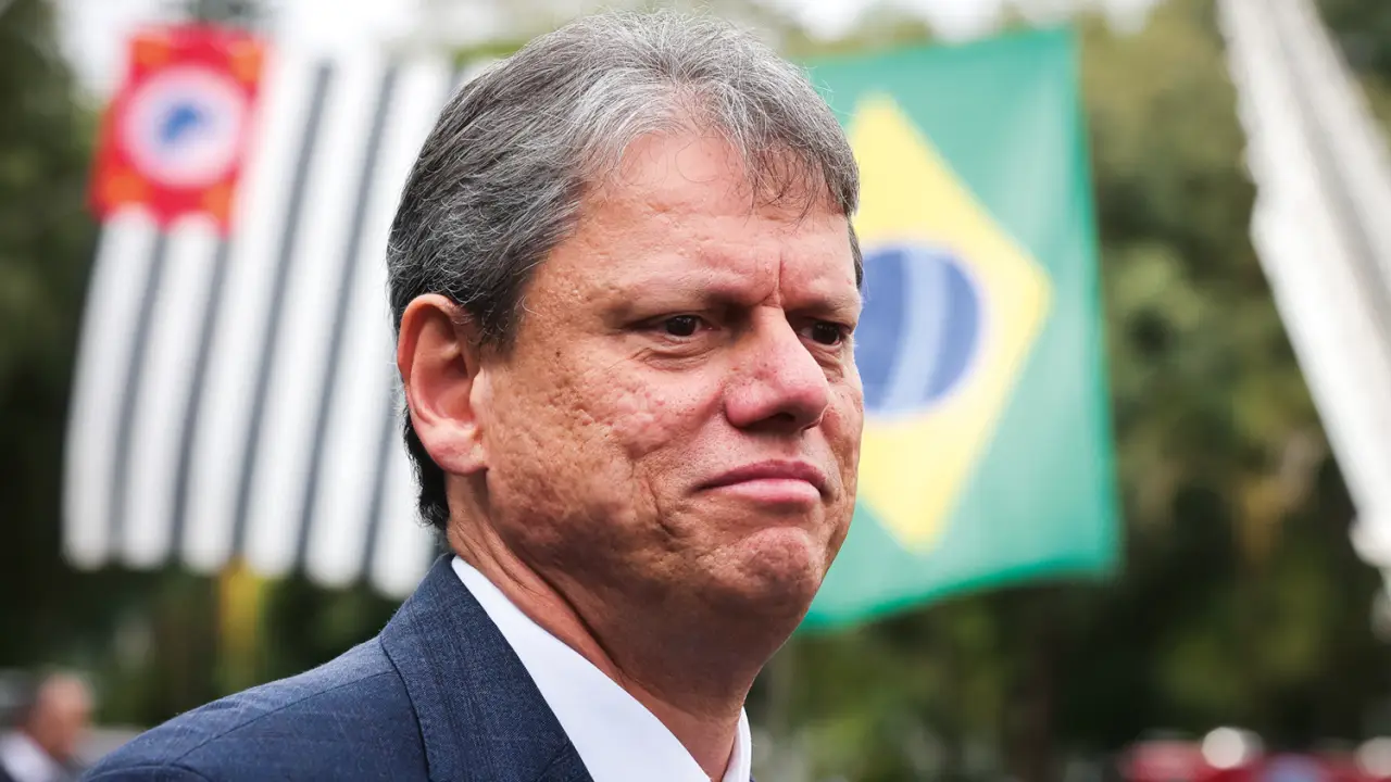 Após visita a Bolsonaro, Tarcísio reafirma foco na reeleição ao governo de São Paulo e descarta disputa presidencial
