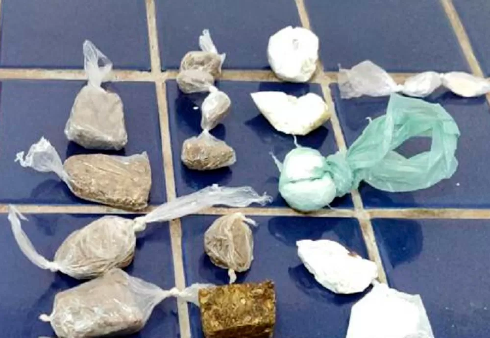 Homem é detido com drogas no residencial Brisas 3 em Brumado