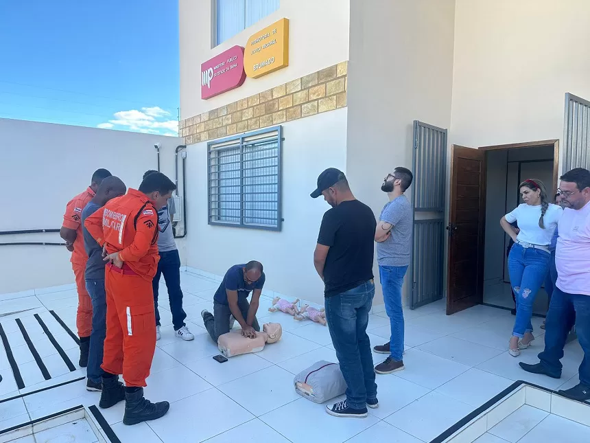 Assistência Militar do MP promove curso de reciclagem de brigada de incêndio em Brumado
