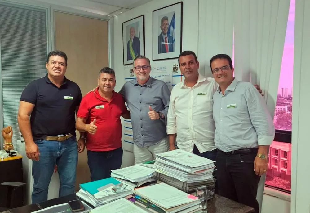 Prefeito de Barra da Estiva avança em convênios para desburocratizar licenciamento ambiental e regularização rural