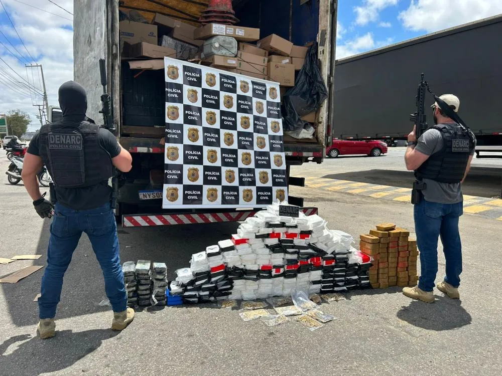 Polícia Civil apreende 250 quilos de drogas que saíram de São Paulo com destino a Vitória da Conquista