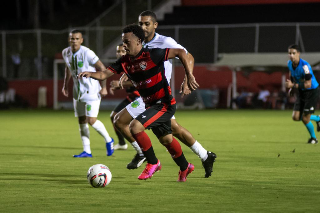 Vitória sofre derrota no Barradão pelo Brasileiro da Série C