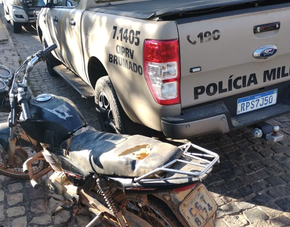 Brumado: Polícia Rodoviária Estadual recupera motocicleta roubada em Ubiraçaba