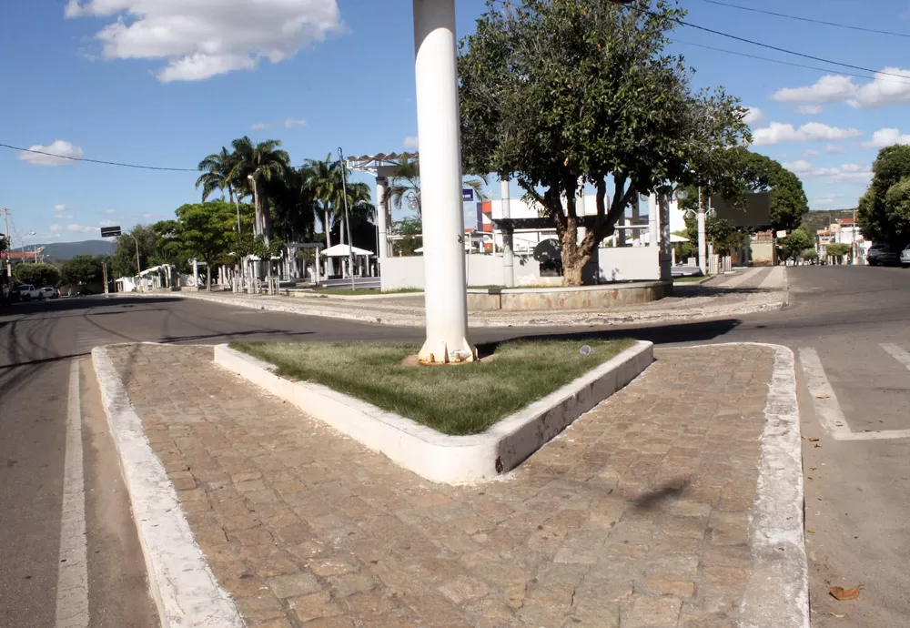 Moradora de Brumado perde pasta com notas fiscais e recibos originais e cópias