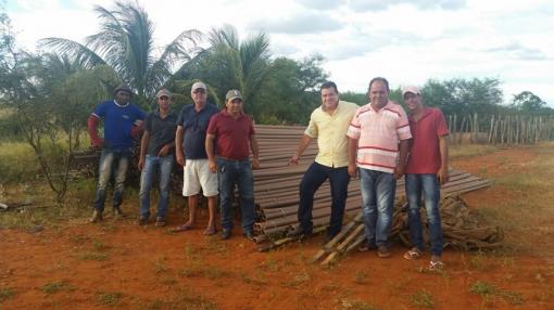 Tanhaçu: Marquinho Viana comemora implantação de sistema de água em Caetitu do Pica-pau