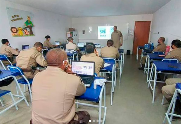 Efetivo da 2ª CIPRv - Brumado participa de instrução sobre SEI