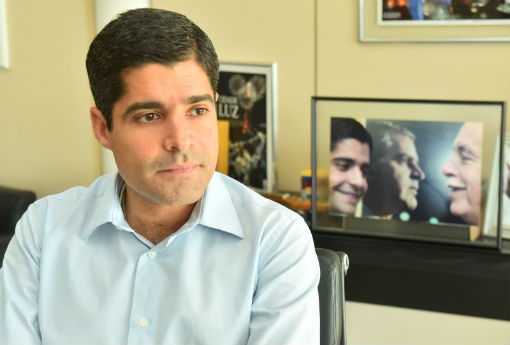 Dez anos sem ACM: Prefeito destaca influência do avô na história da Bahia