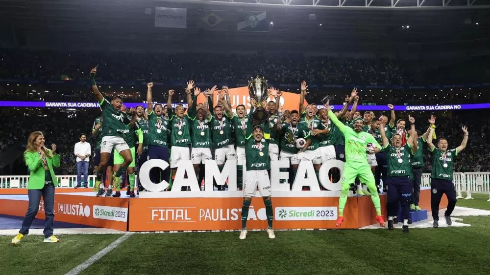 Palmeiras goleia Água Santa e conquista 25° Paulista de sua história