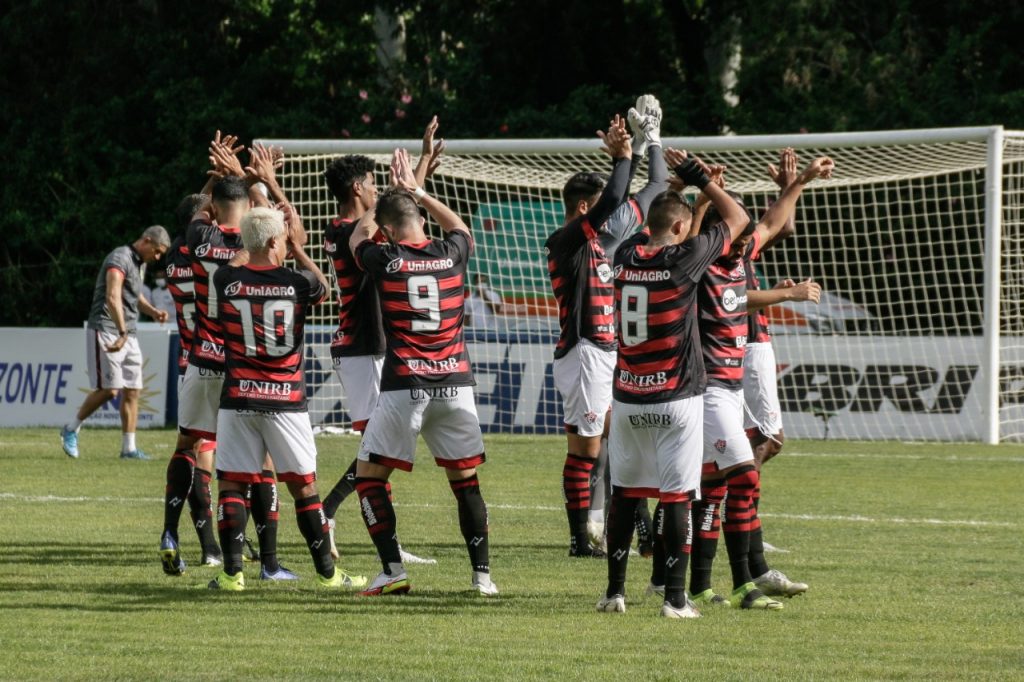 Vitória vence o Conquista e entra no G-4; Juazeirense e Doce Mel empatam