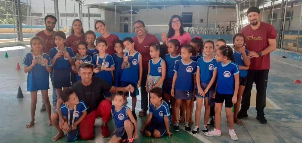 Projeto 'Terrão Solidário' promove Sexta Atlética na Escola Municipal Professora Joselita Meira de Carvalho em Brumado
