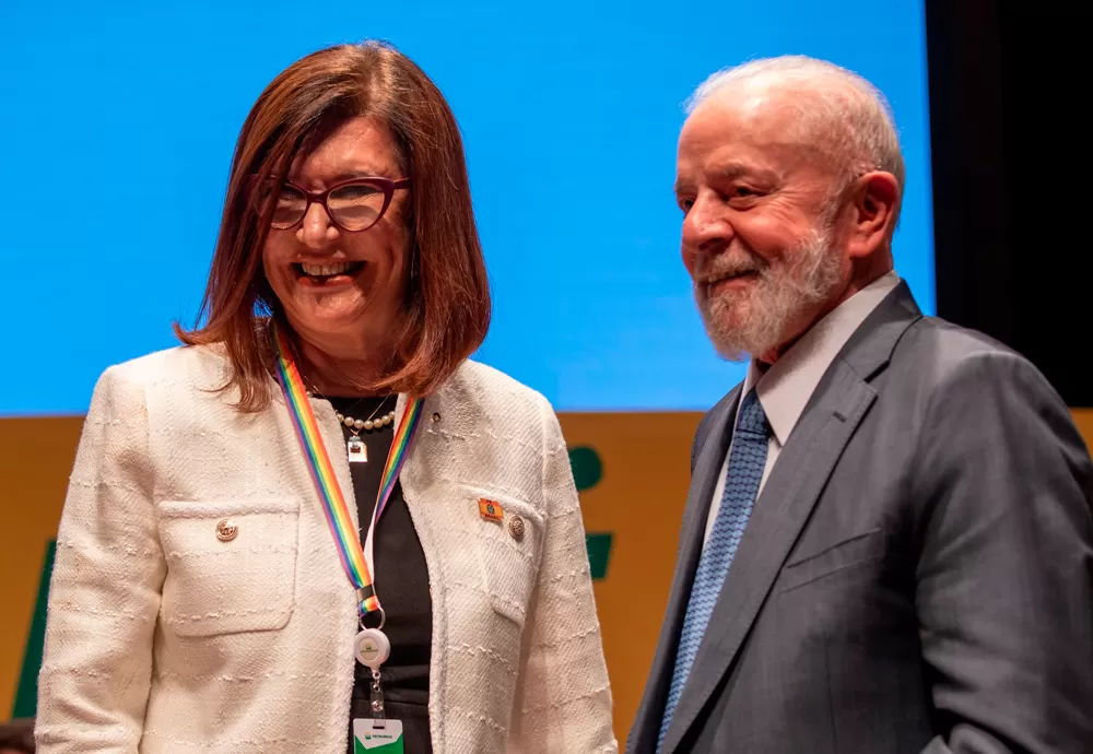 Magda Chambriard toma posse como presidente da Petrobras
