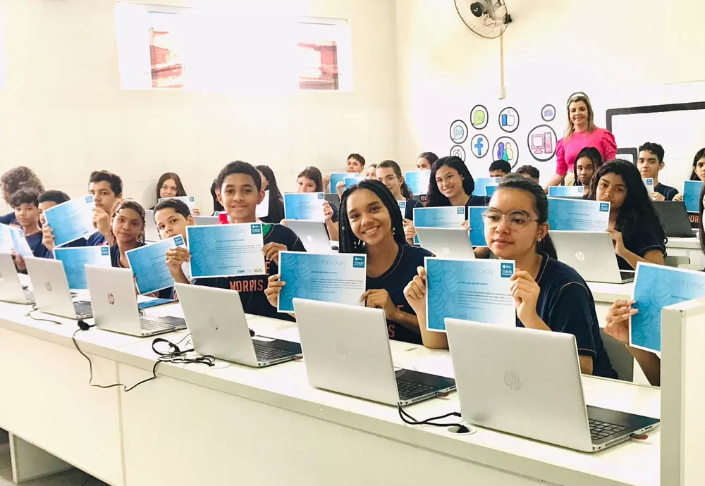 Alunos da Escola Clarice de Morais em Brumado participam do Estudo Internacional TIMSS de Matemática e Ciências