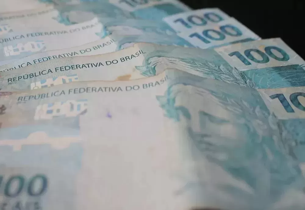 Arrecadação federal de impostos atinge R$ 251 bilhões em janeiro