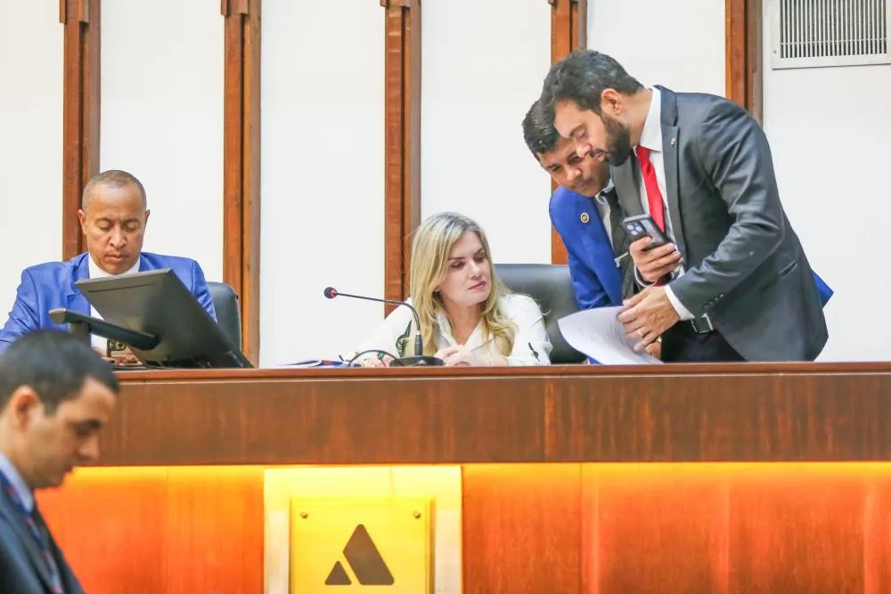 ALBA aprova 19 proposições, entre projetos do Executivo e de inciativa de deputadas e deputados