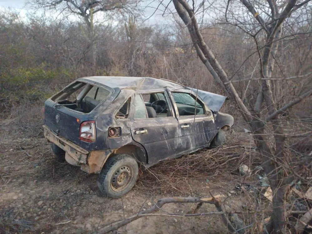 Capotamento na BA-262 entre Aracatu e Brumado deixa uma vítima fatal