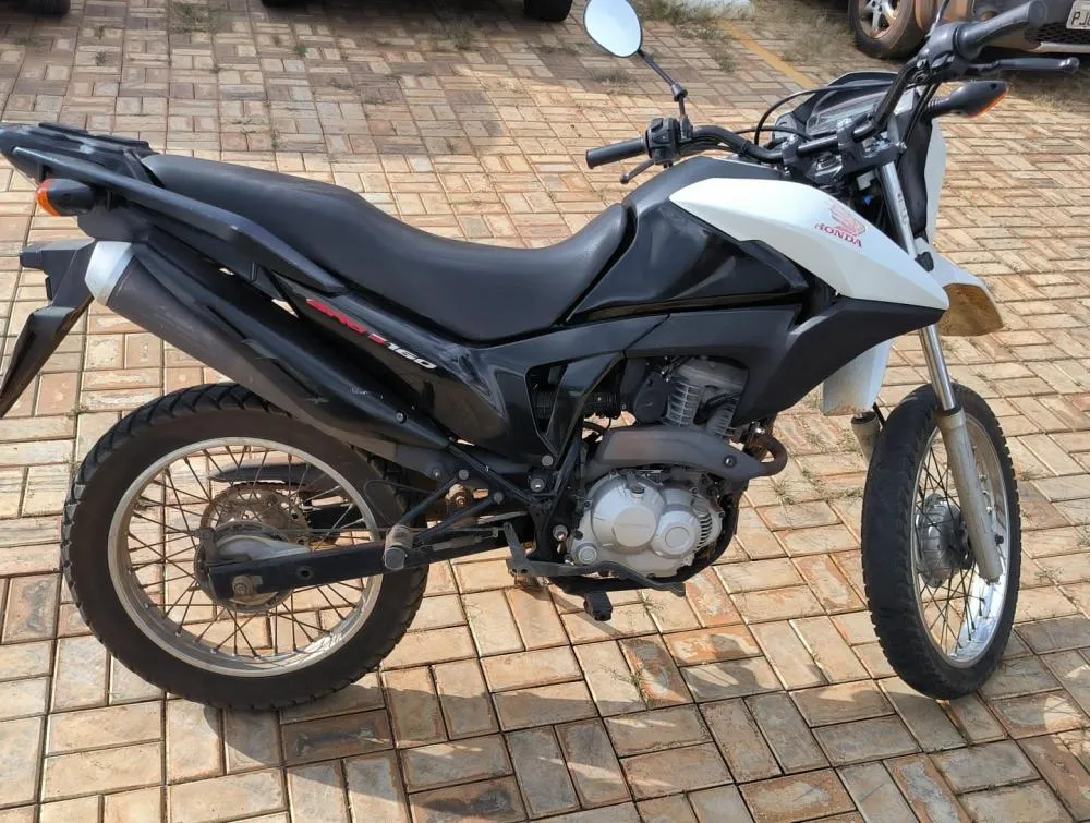 CIPRv de Brumado apreende motocicleta com sinais adulterados em Caculé