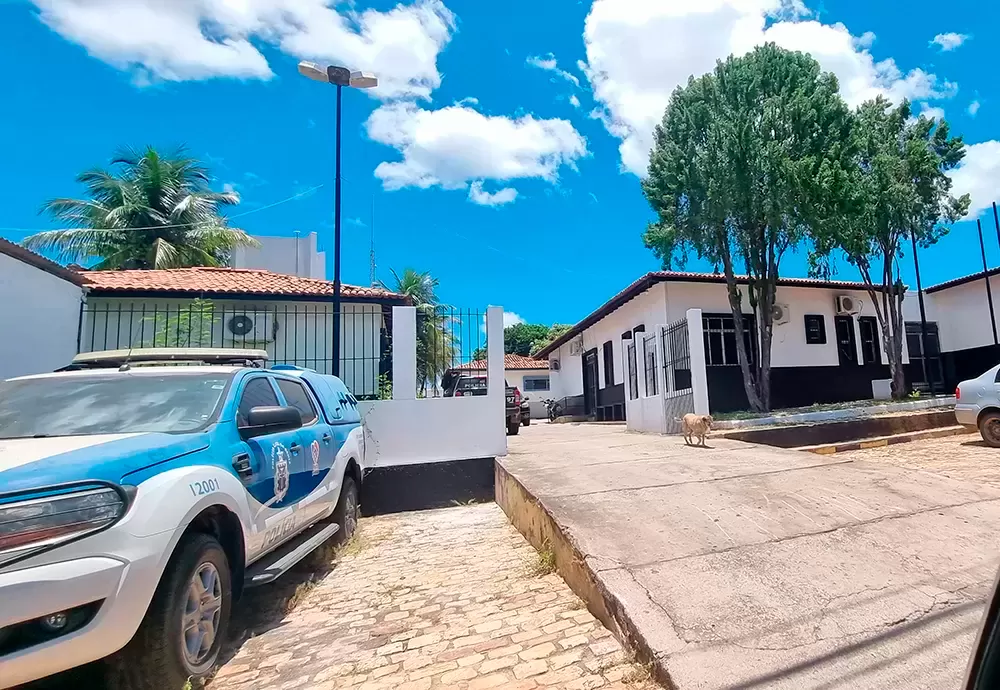 Criança de 9 anos tem perfil em rede social hackeado em Brumado