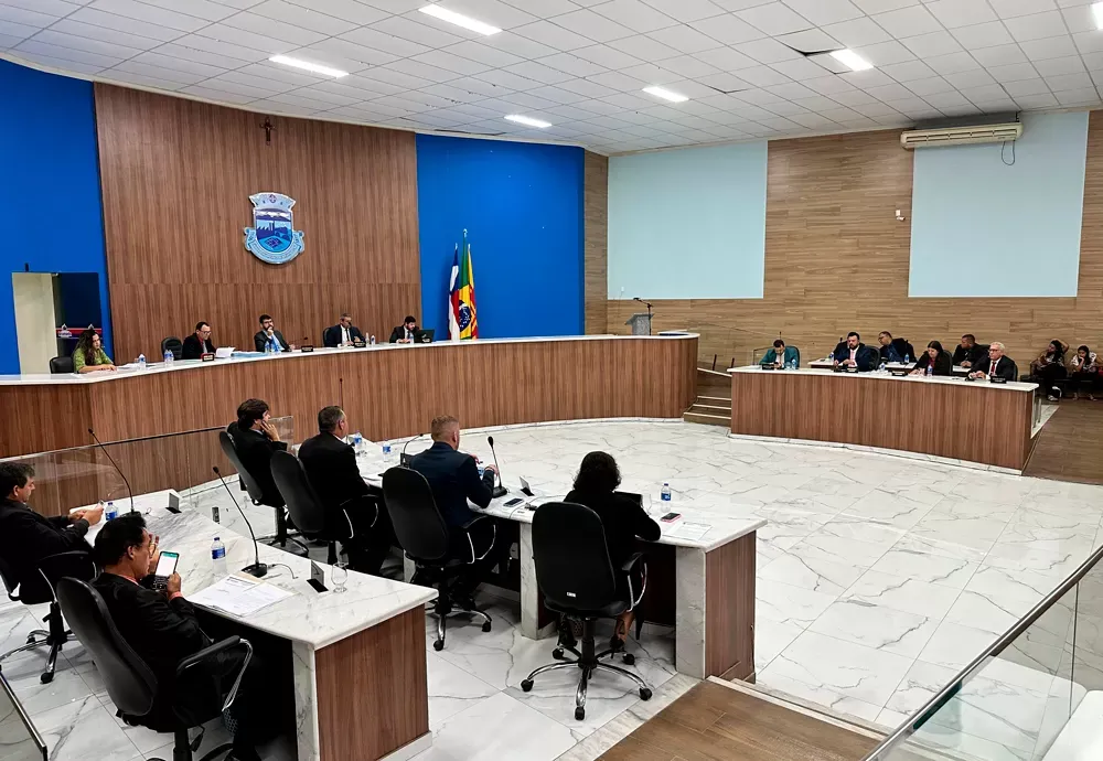 Vereadores de Brumado terão salário de R$ 12.500,00 a partir de 2025