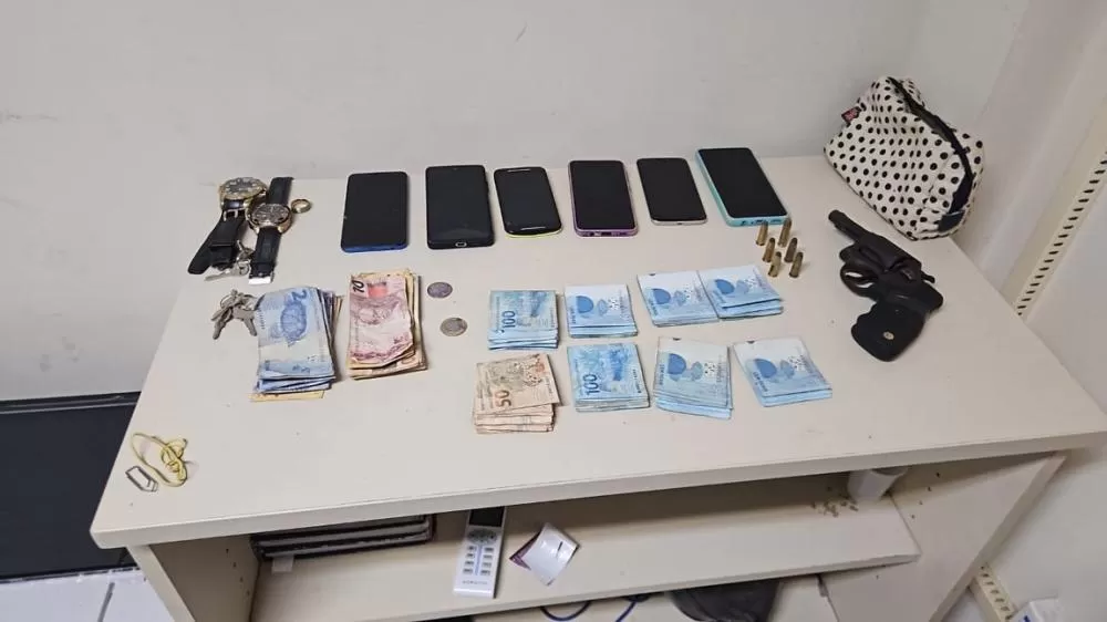 Operação conjunta da PRF, PMBA e PCBA na BR 324 prende quadrilha suspeita de sequestrar empresário