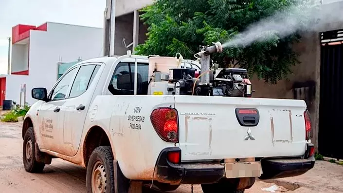 Vitória da Conquista: com crescimento de 1.100% de casos de Dengue, Governo do Estado autoriza uso de fumacê