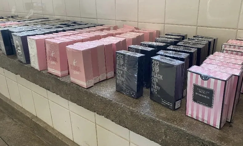 Polícia Rodoviária Estadual intercepta ônibus com produtos irregulares em Brumado