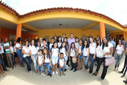 Governador Rui Costa visita escola com melhor Ideb da Bahia