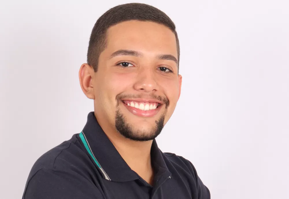 Jovem liderança, Carlos Henrique se apresenta como pré-candidato ao legislativo brumadense