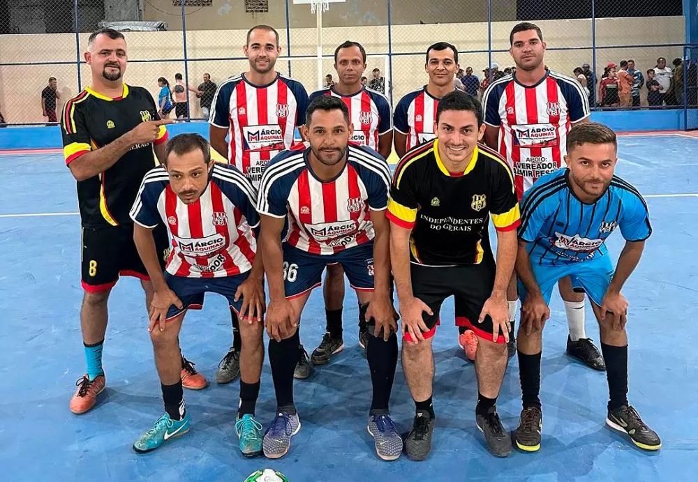 Prefeito de Ituaçu inaugura sétimo ginásio de esportes do município