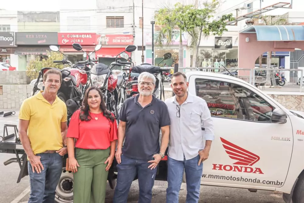 CDLs de Brumado e Livramento encerram Campanhas Natalinas com premiações especiais