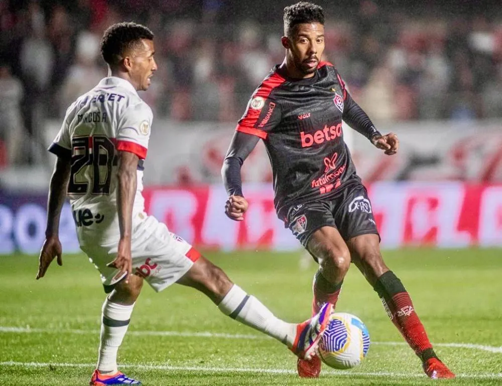 Vitória perde para o São Paulo no MorumBis