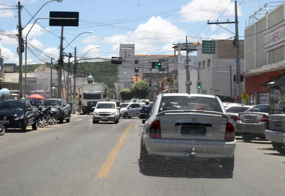 Hoje (30) e amanhã (31) para placas finais 5 e 6 pagarem IPVA com 10% de desconto