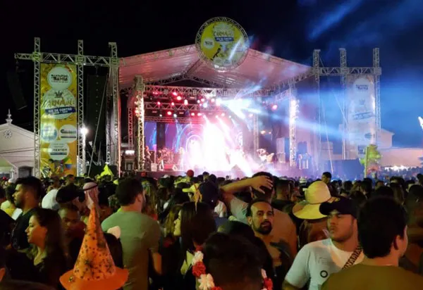 Carnaval de Rio de Contas 2025: Ritmos e tradições celebram os 40 anos da Axé Music