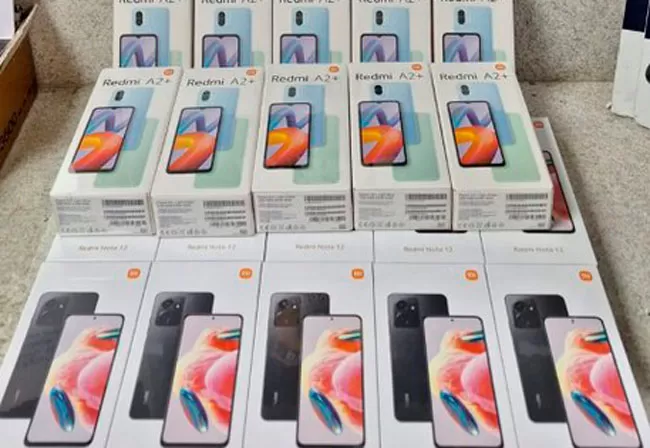 PRF apreende carga de celulares durante abordagem em Vitória da Conquista